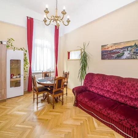 Vintage Pécs